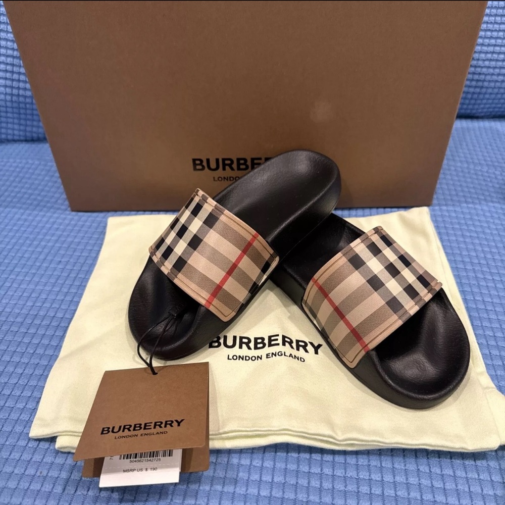 Burberry KIDS Mini Furley Vintage Check Slide Sandals Size 28 EUR 11 US NEW